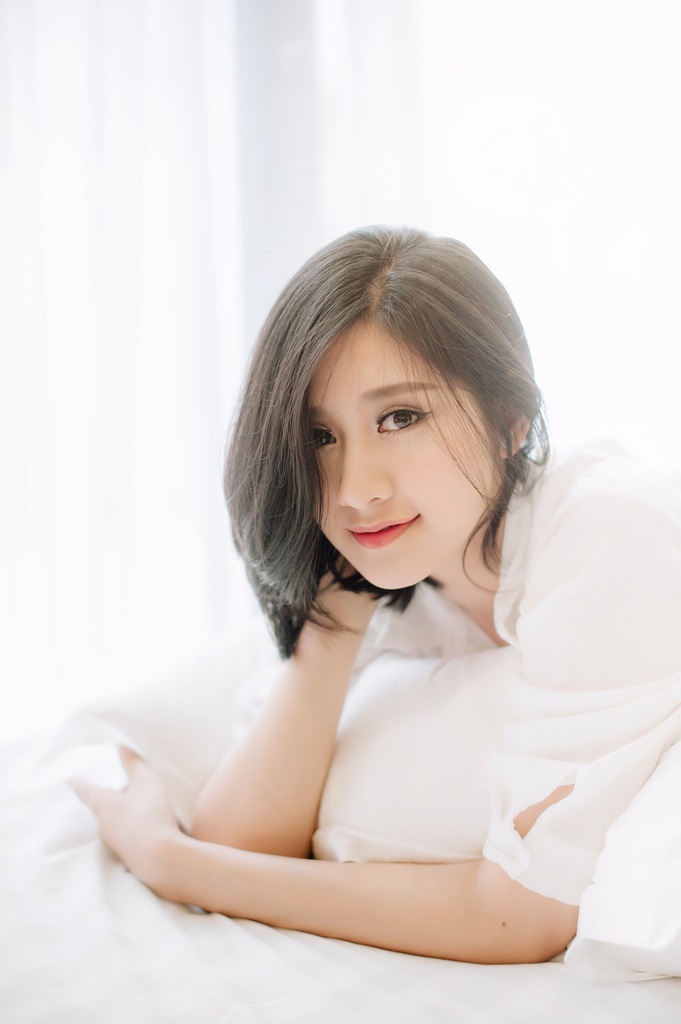 大乳女做爰免费观看
